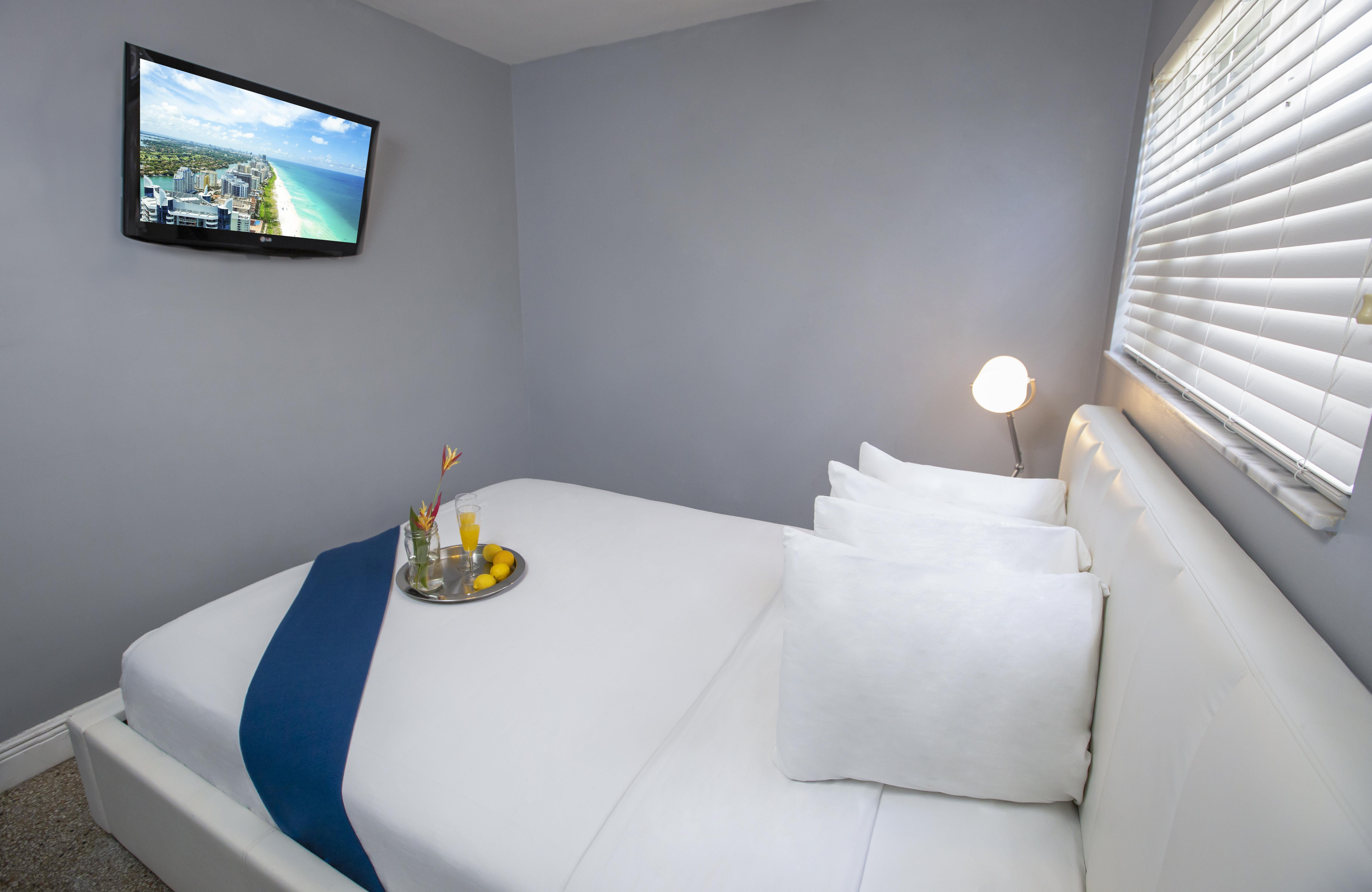Hollywood Beach Suites And Hotel Esterno foto