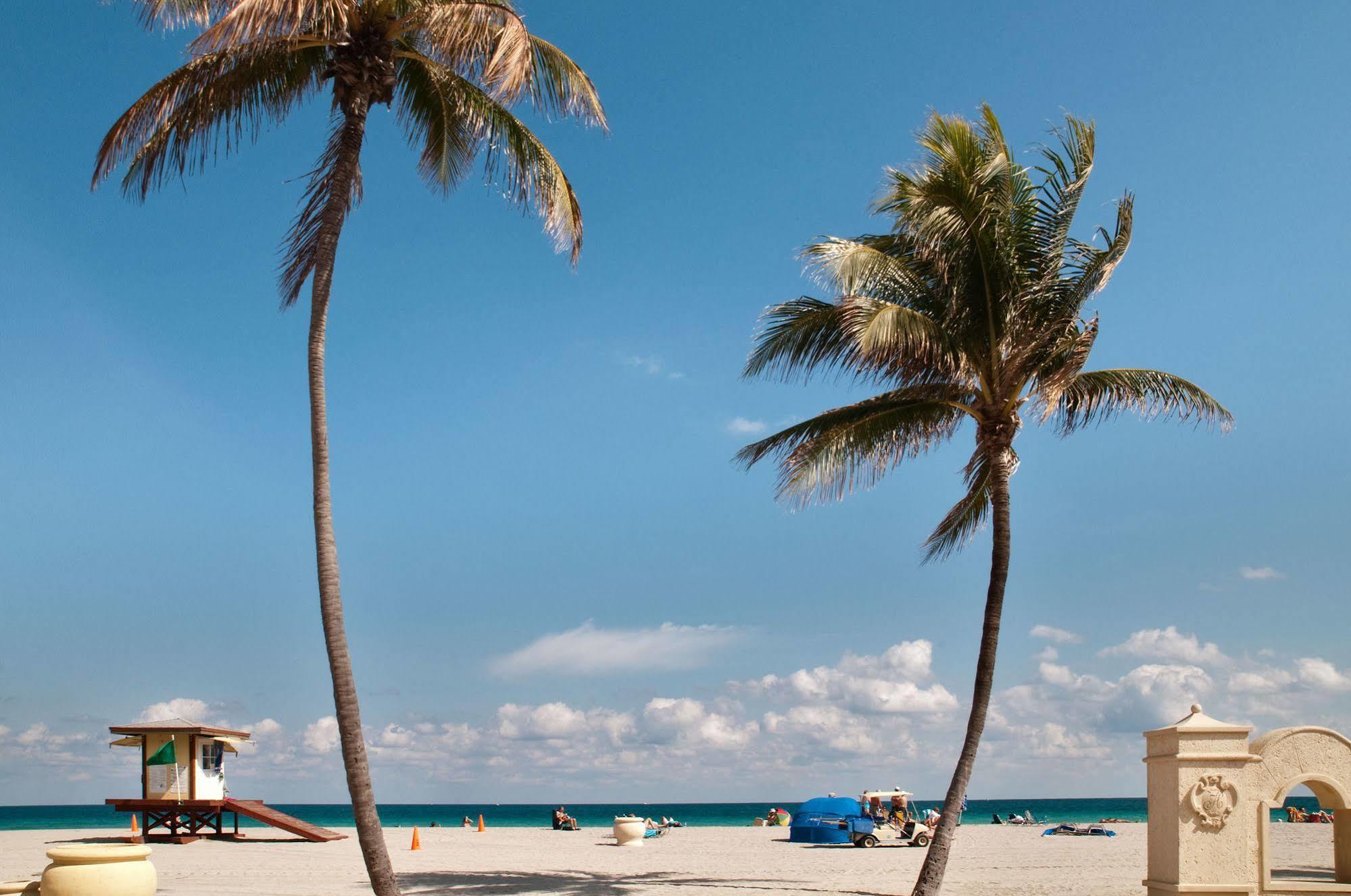 Hollywood Beach Suites And Hotel Esterno foto